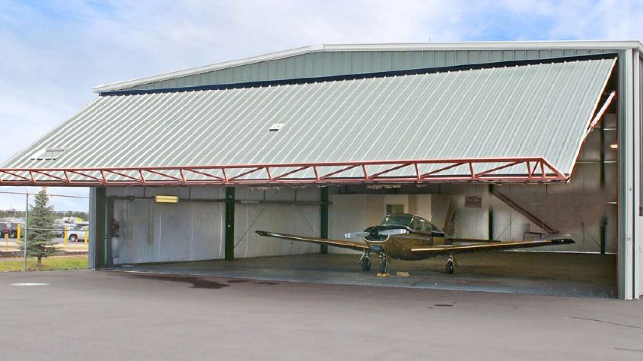 1900 Southeast Airport Way, Redmond, OR 97756