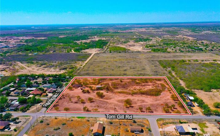 Pictures of Land, Multifamily property located at 5201 N Tom Gill Road, Penitas, TX 78576 for sales - image #1