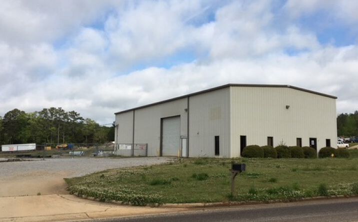 Pictures of Industrial property located at 69 Speedway Industrial Boulevard, Lincoln, AL 35096 for comps - image #1