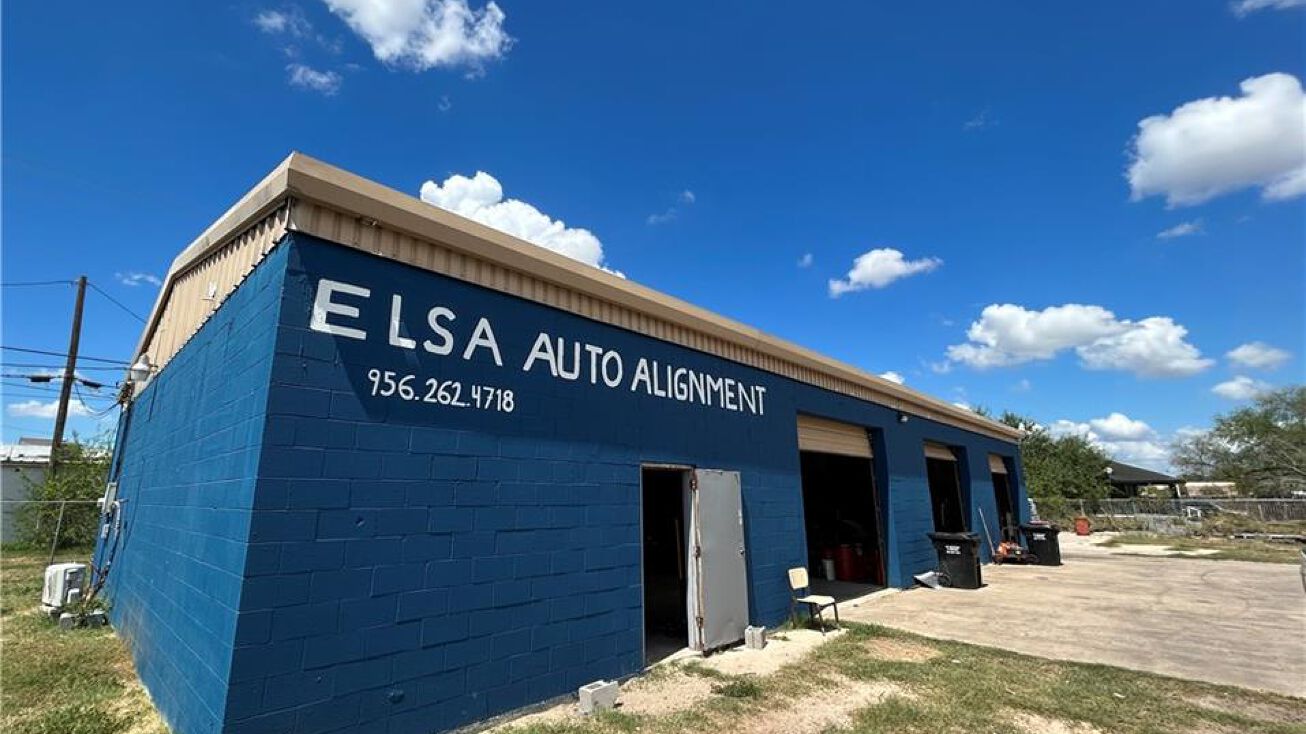 321 Extrumberto Solis Street, Elsa, TX 78543