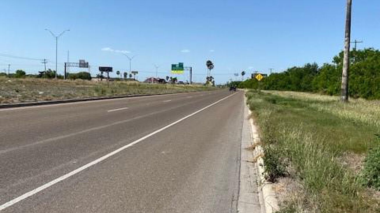 400 + S Expressway 77 Highway S, Raymondville, TX 78580