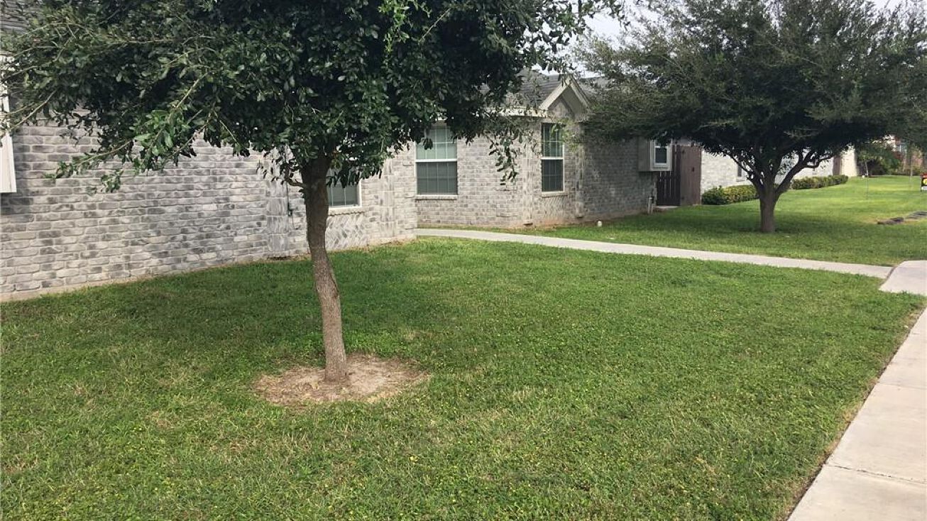 2415 Candlelight Lane, Edinburg, TX 78541