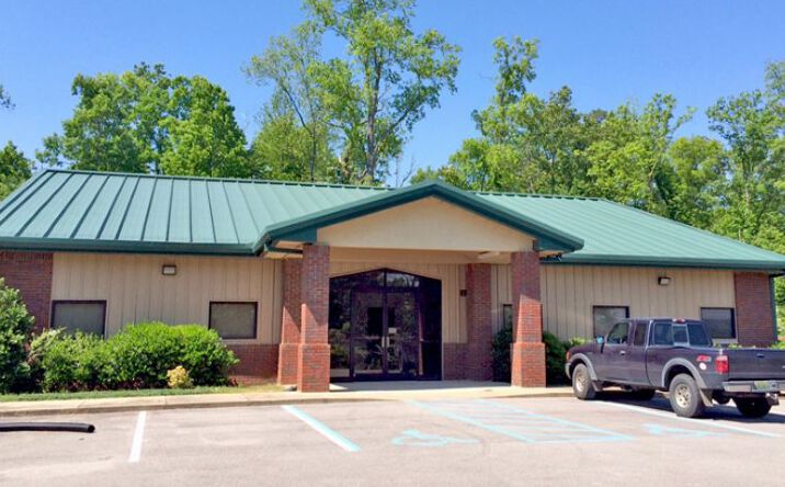 Pictures of Office property located at 5533 Bankhead Hwy, Birmingham, AL 35210 for comps - image #1