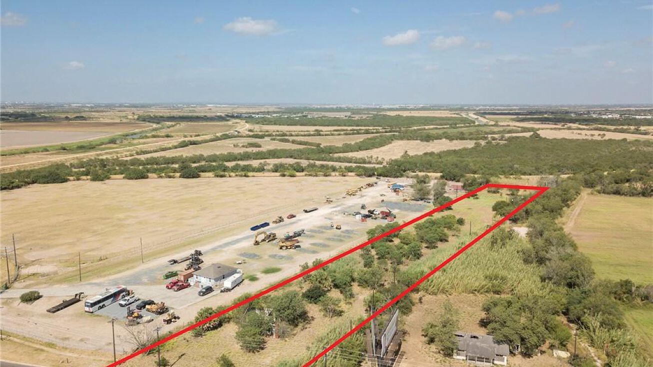 4100 S Cage Boulevard, Pharr, TX 78577