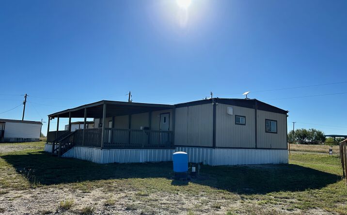 Pictures of Industrial property located at 6542 Co Rd 152, Pawnee, TX 78145 for sales - image #1