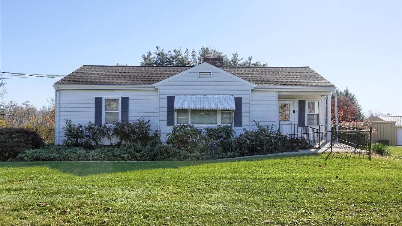 33 Gettysburg Pike, Mechanicsburg, PA 17055