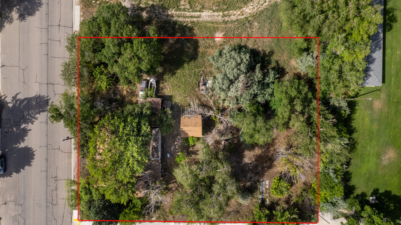 90 W Mill Rd, Ferron, UT 84523