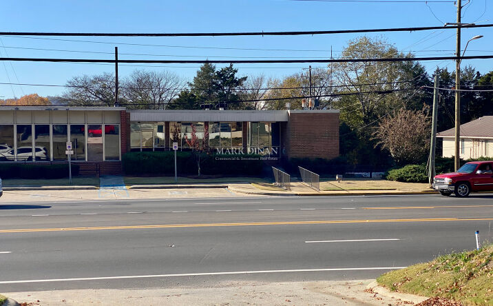 Pictures of Office property located at 213 1st St N, Alabaster, AL 35007 for comps - image #1