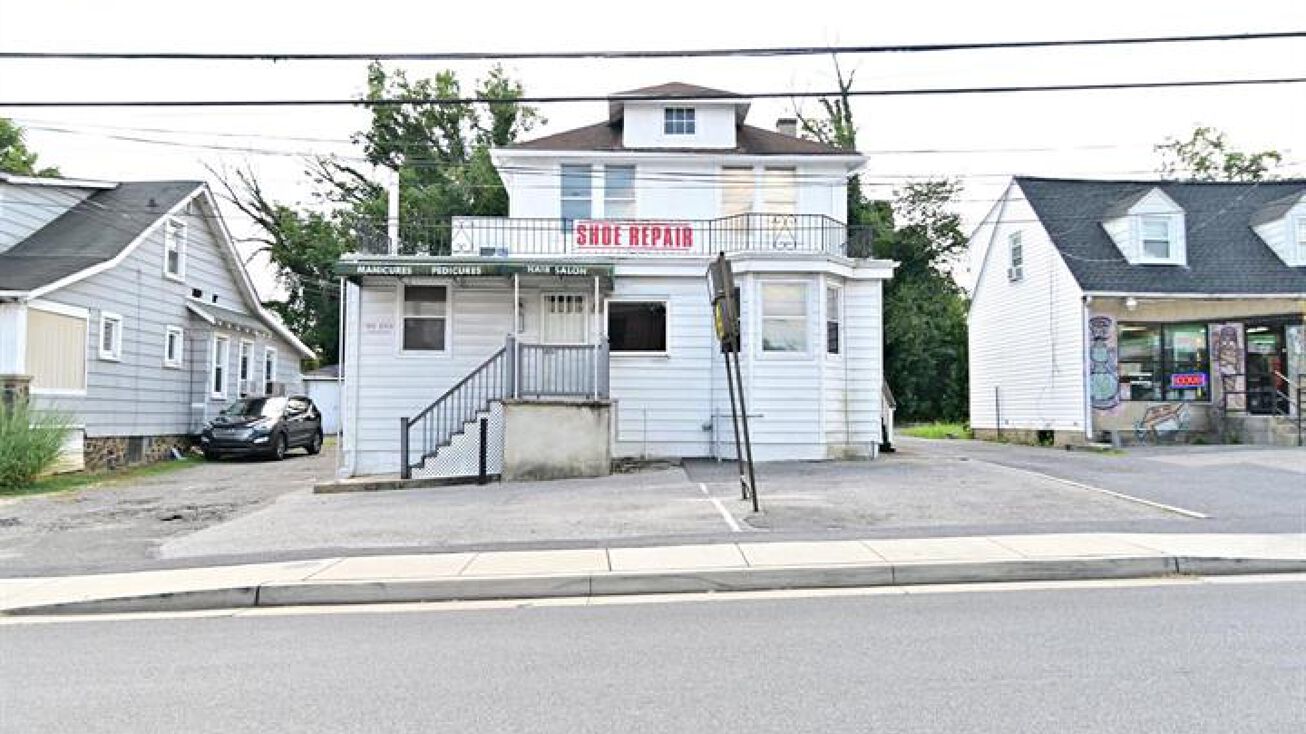 6411 Windsor Mill Rd, Woodlawn, MD 21207