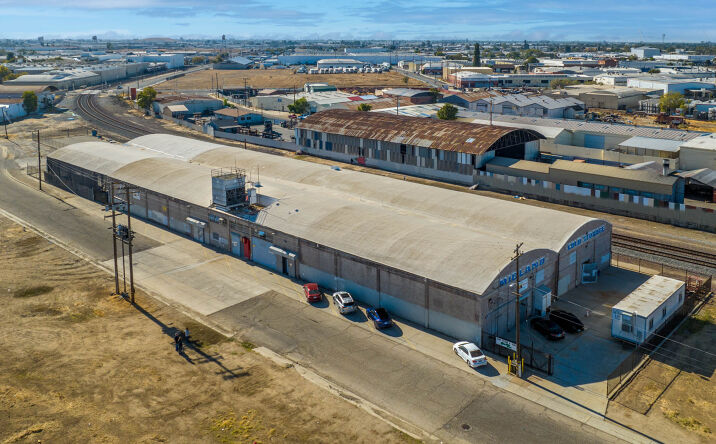 Pictures of Industrial property located at 944 S Topeka Ave, Fresno, CA 93721 for sales - image #1
