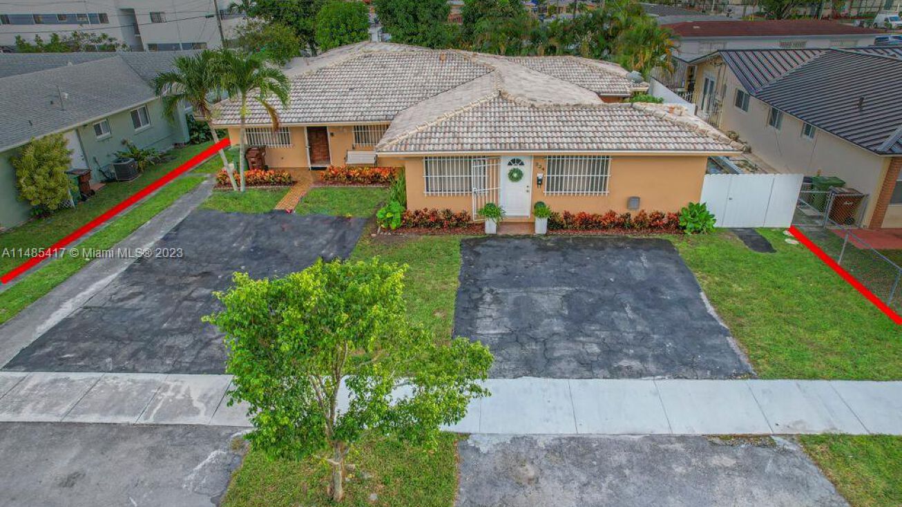 324 E 34th St, Hialeah, FL 33013