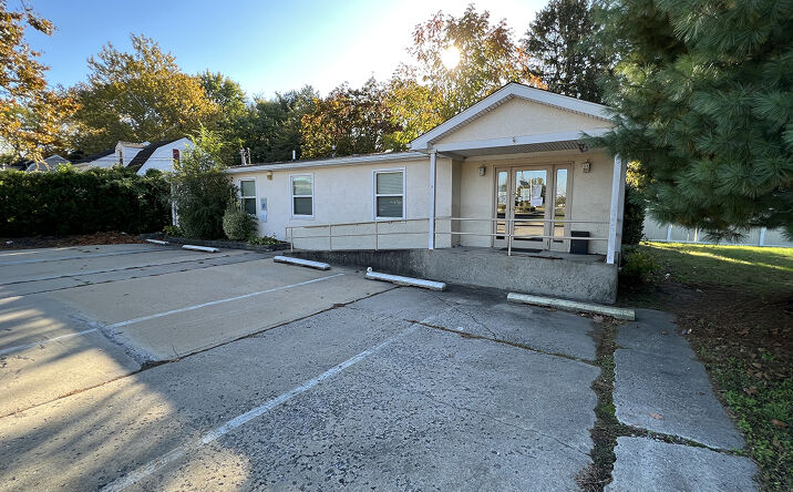 Pictures of Office, Retail property located at 2A Rose St, Willingboro, NJ 08046 for sales - image #1