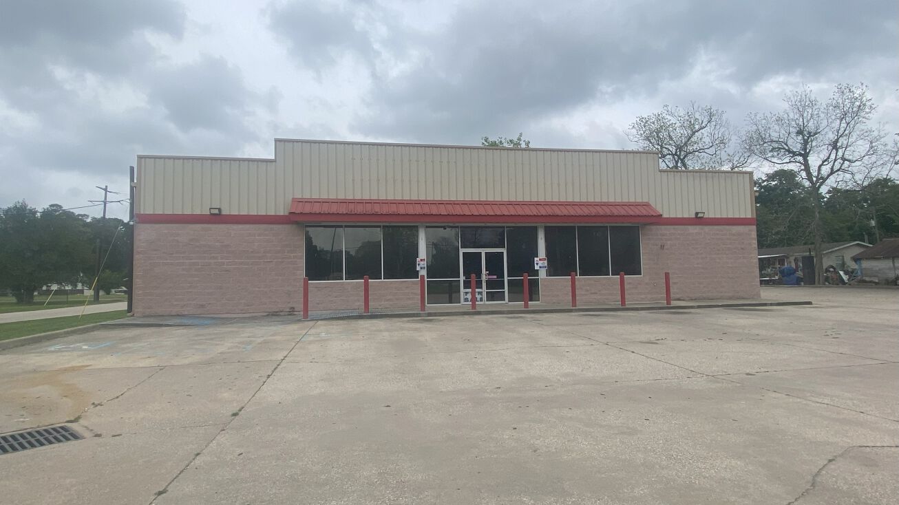 411 Main St, Daisetta, TX 77533