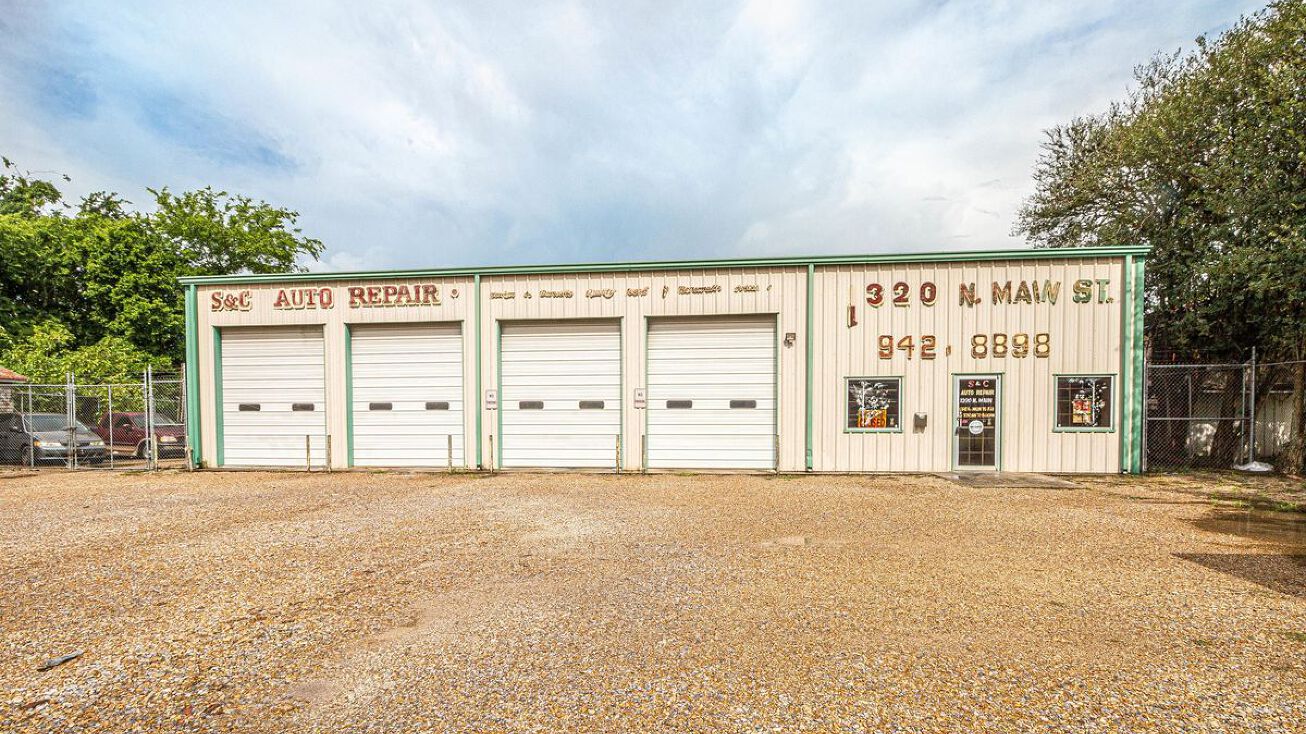 1320 N Main St,, Opelousas, LA 70570