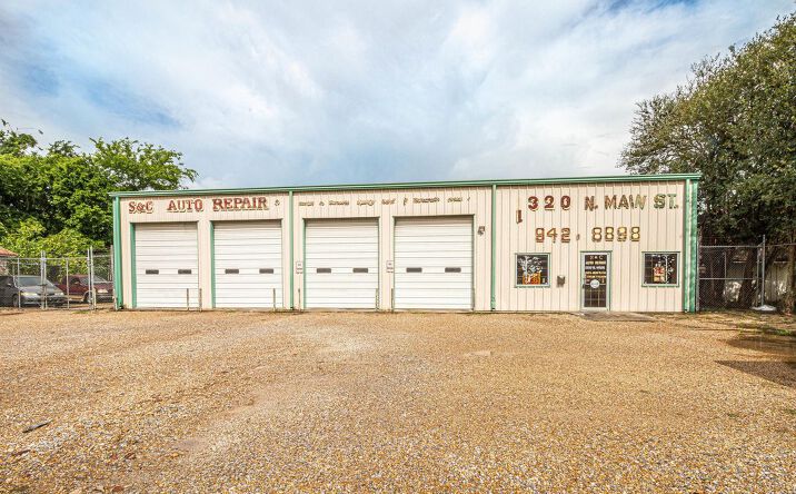 Pictures of Retail property located at 1320 N Main St,, Opelousas, LA 70570 for sales - image #1