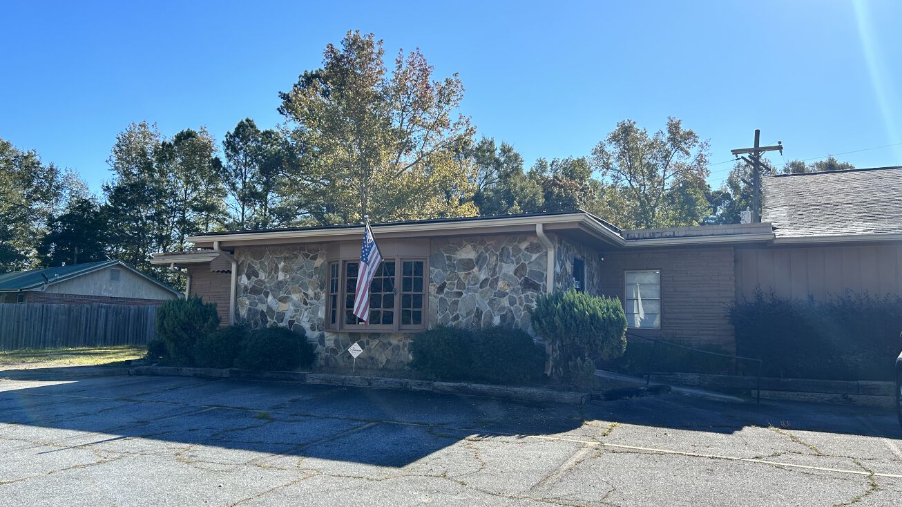 1040 Hwy 36 W, Barnesville, GA 30204