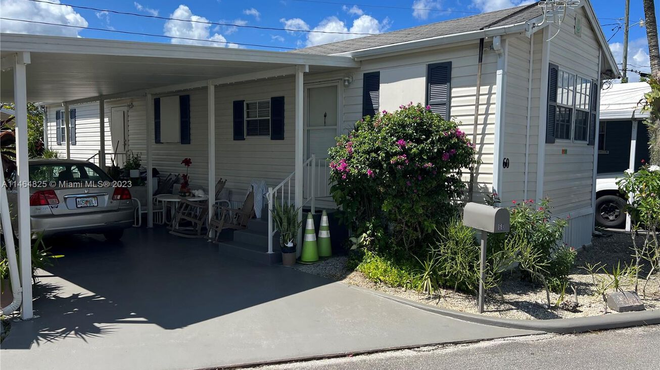 17350 SW 232nd St, Miami, FL 33170