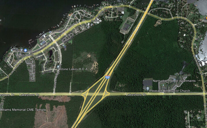 Pictures of Land property located at Northwest Corner of I-220 and Lakeshore Drive, Shreveport, LA 71119 for sales - image #1