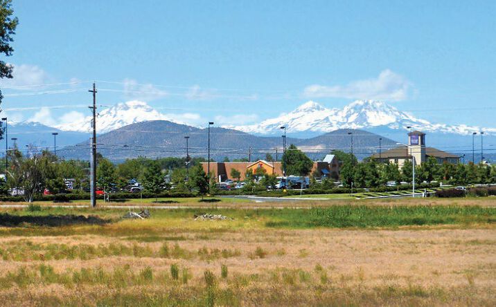 Pictures of Retail property located at 1950 NE 2nd St, Redmond, OR 97756 for sales - image #1