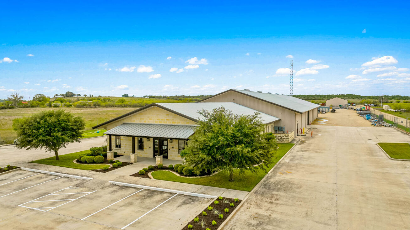 1820 Watson Ln E, New Braunfels, TX 78130