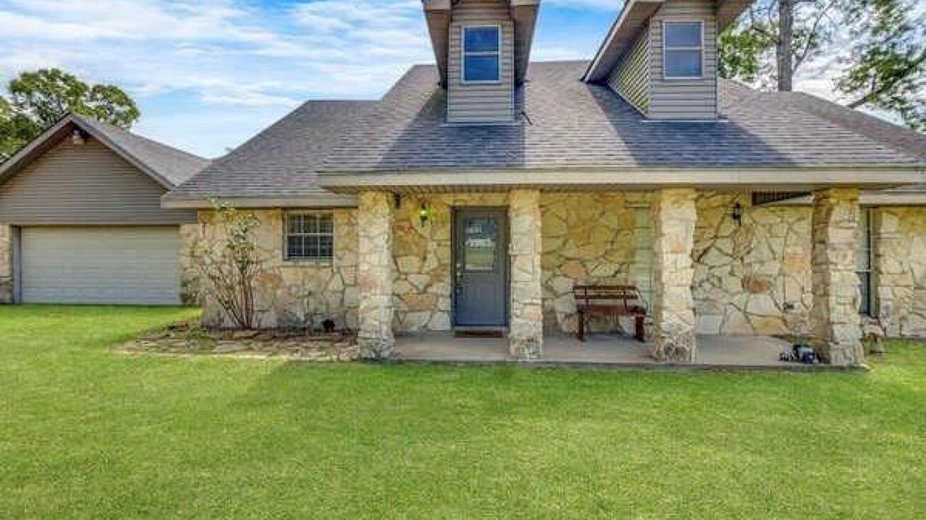 119 Bearden Ln, Huffman, TX 77336