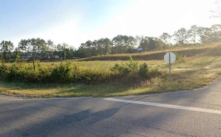 Pictures of Land property located at 6235 US-31, Calera, AL 35040 for sales - image #1