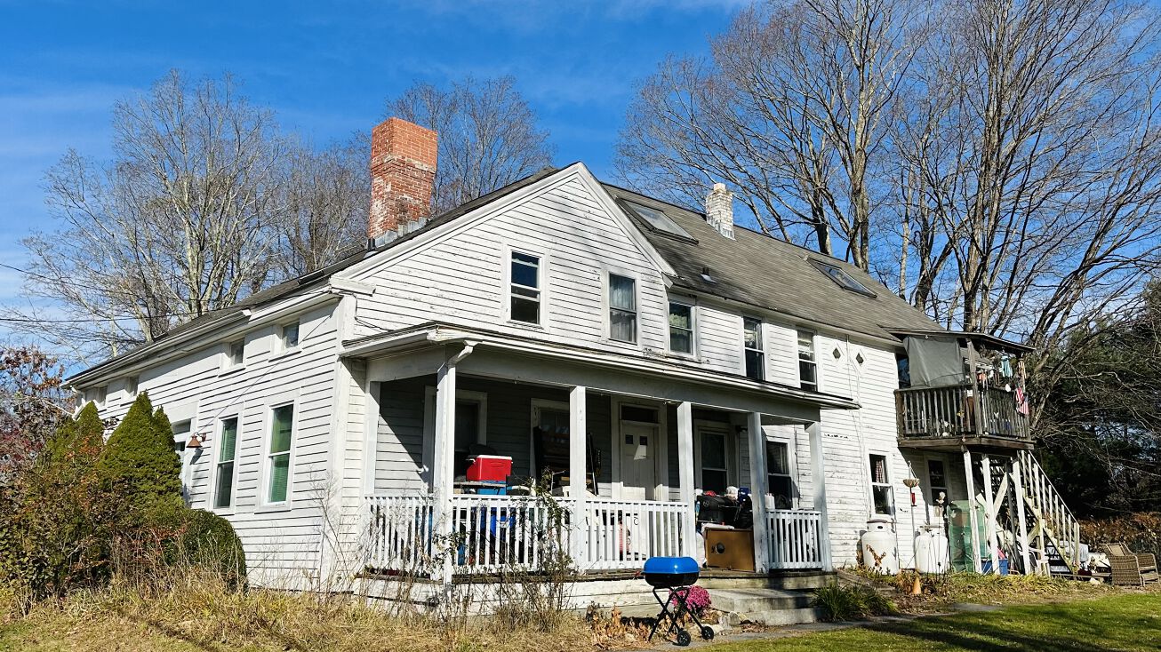 130 Maple Rd, Mansfield, CT 06268