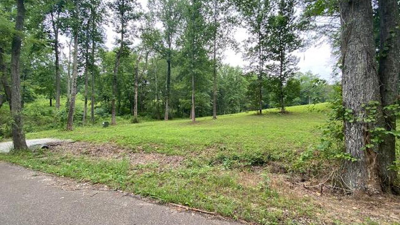 0 Shannon Dr, Camden, TN 38320