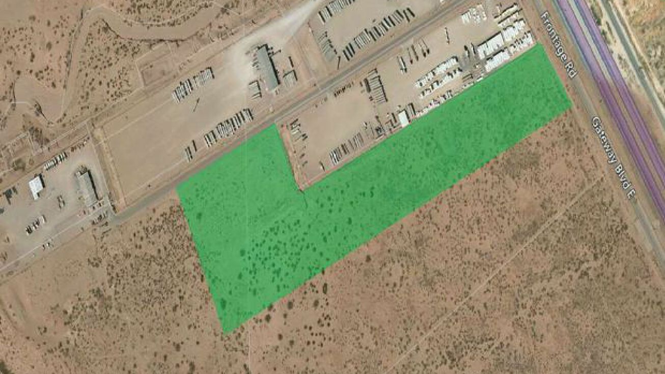 13006 Gateway Blvd E, Clint, TX 79836