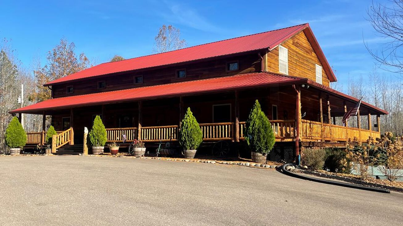 120 Baloga Ln, Big Sandy, TN 38221