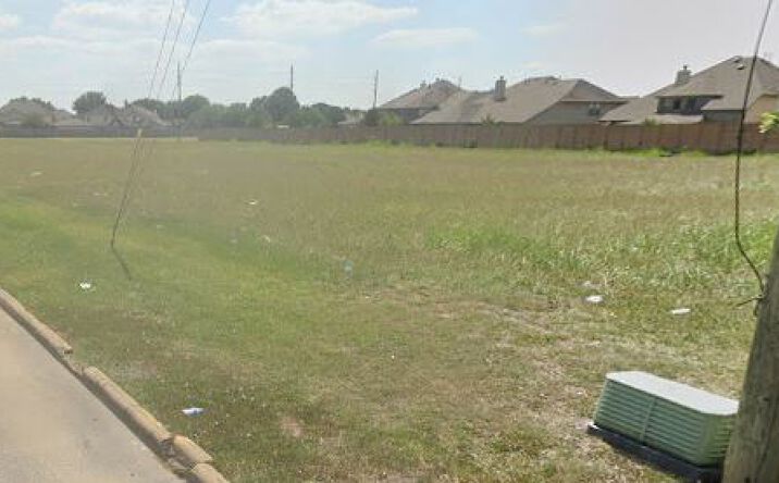 Pictures of Land property located at 417 Avenue E, Stafford, TX 77477 for sales - image #1