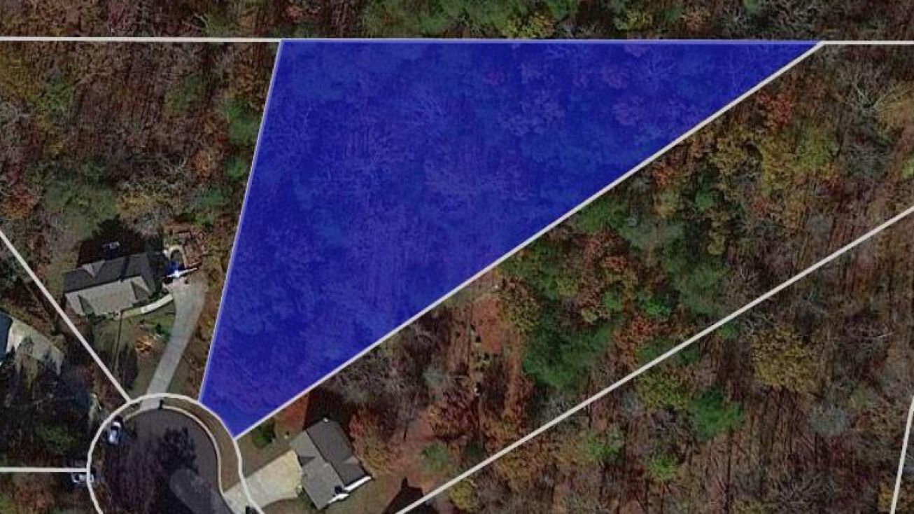 744 Fairview Dr, Hanover, PA 17331