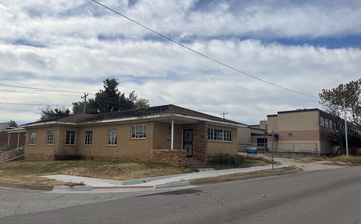 Pictures of Retail, Mixed Use property located at 628 NE 4th St, Oklahoma City, OK 73104 for sales - image #1