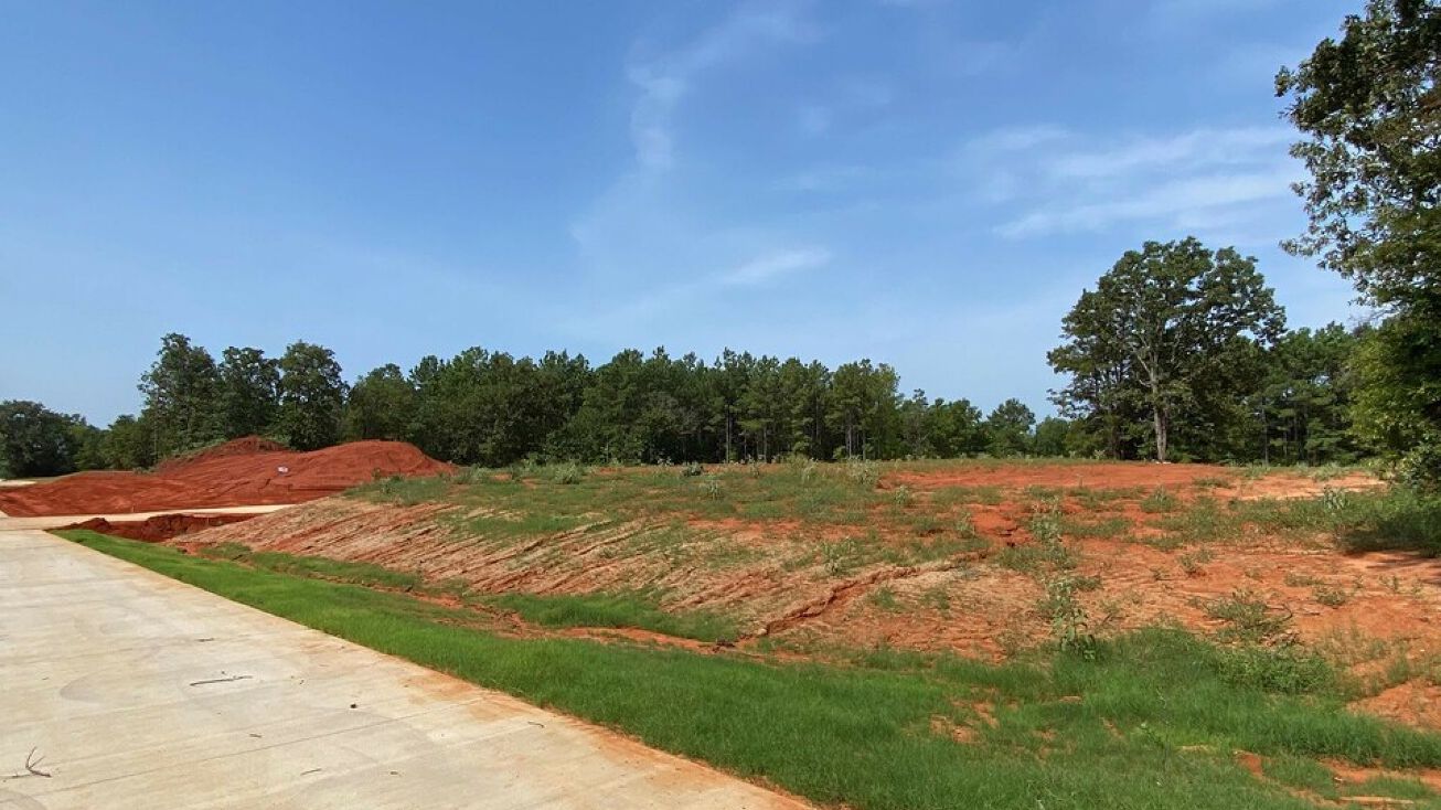 12304 Oak Grove Dr, Tyler, TX 75706