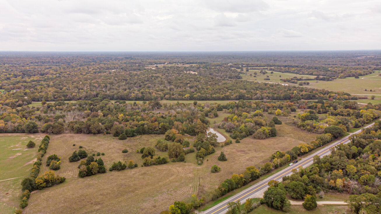 17655 TX21, North Zulch, TX 77872