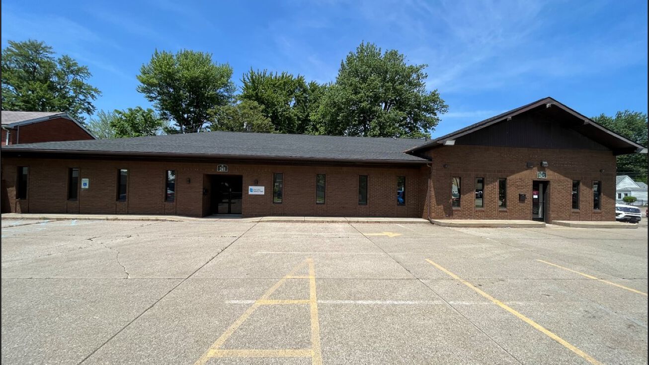 245 E Eleven Mile Rd, Madison Heights, MI 48071