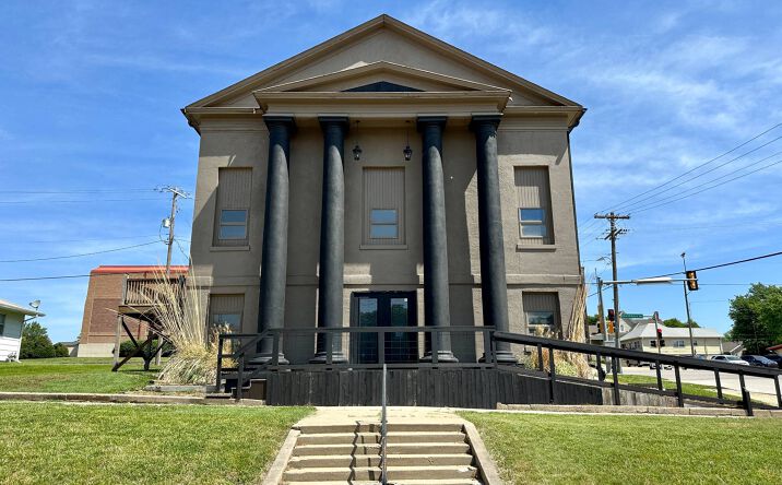 Pictures of Office property located at 1312 Broadway Street, Marysville, KS 66508 for sales - image #1