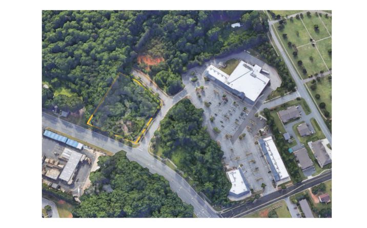 Pictures of Land property located at 4320 Kinnamon Village Lp, Winston-Salem, NC 27103 for sales - image #1