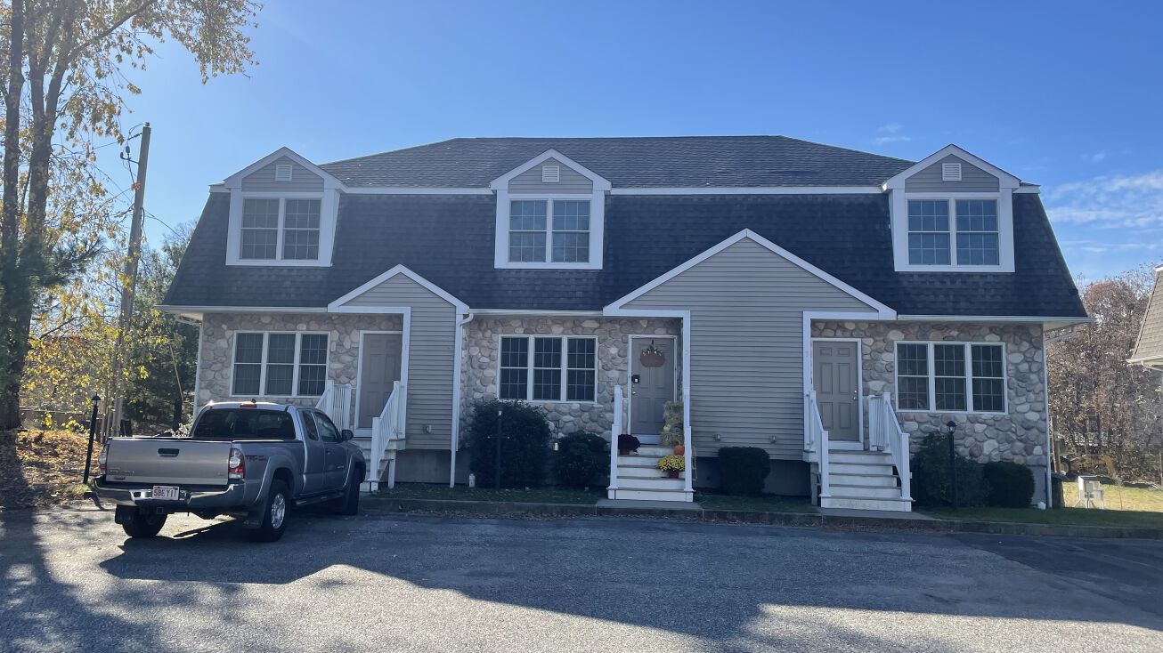 425 Brown St, Attleboro, MA 02703