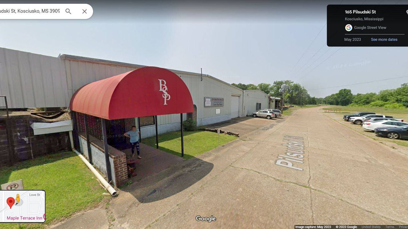 123 Pilsudski St., Kosciusko, MS 39090