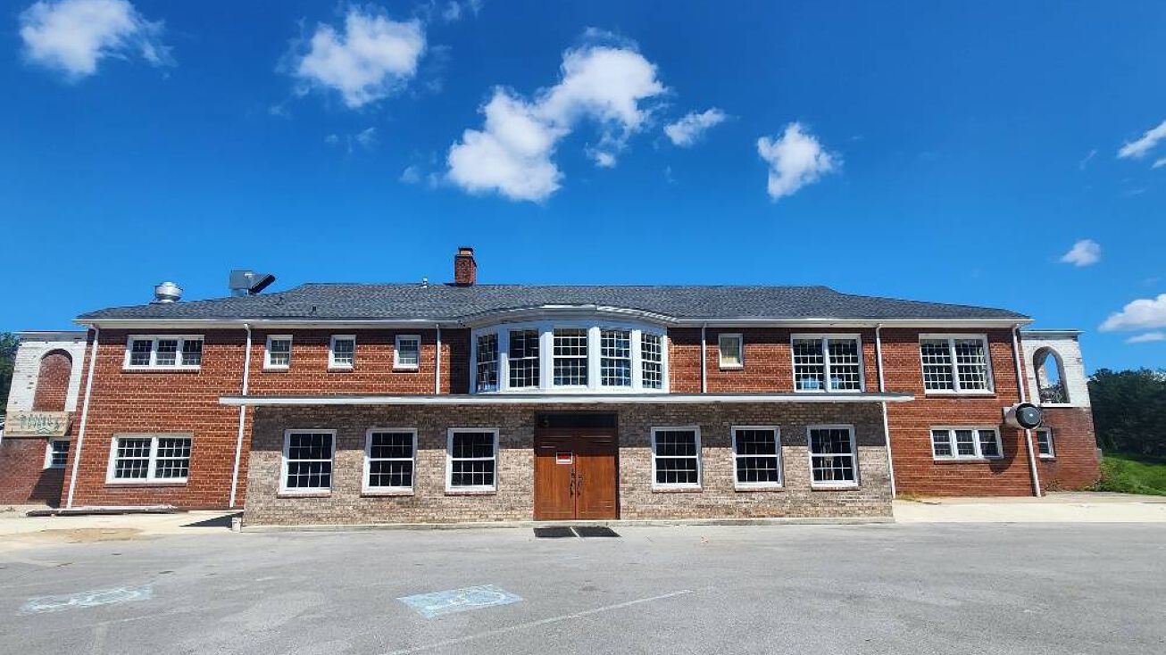 1206 Summerlee Road, Oak Hill, WV 25901