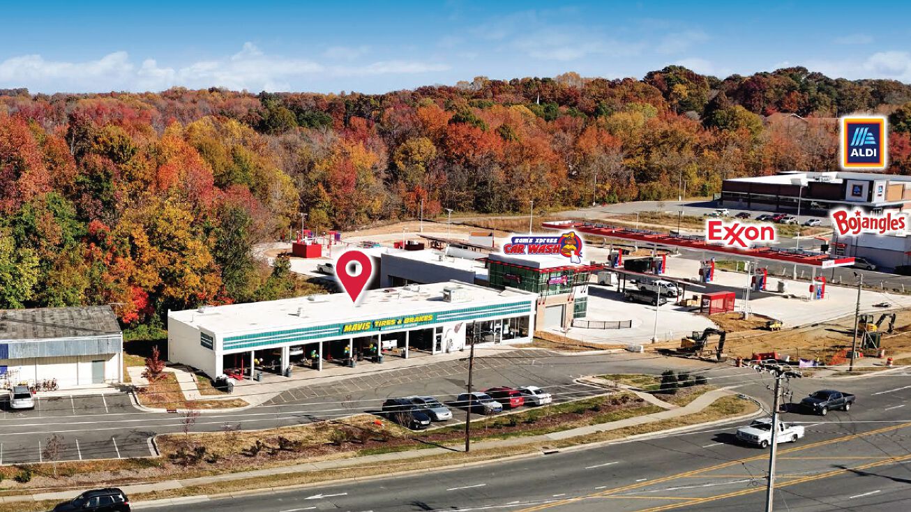 2607 S Main St, High Point, NC 27263