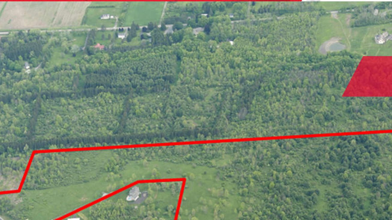 2894 E Lake Rd, Skaneateles, NY 13152