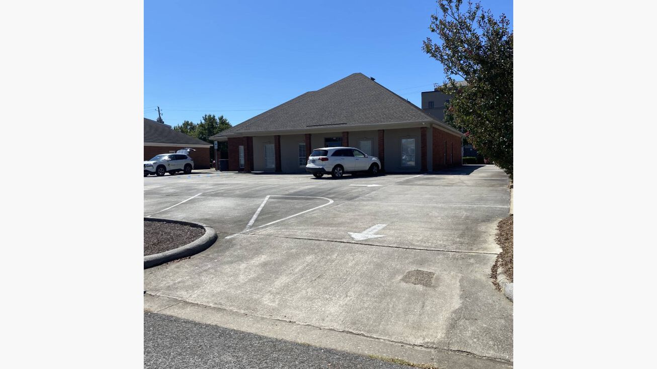 432 and 448 St Lukes Dr, Montgomery, AL 36117