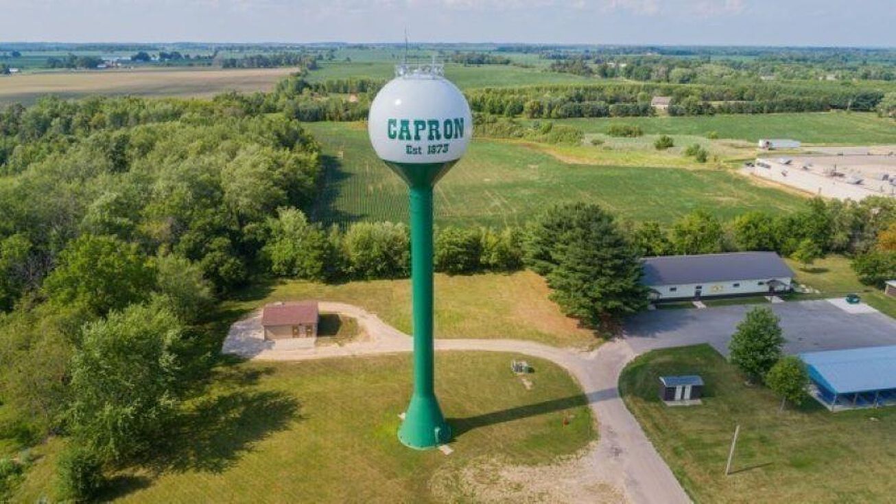 185 Sundance Trail, Capron, IL 61012