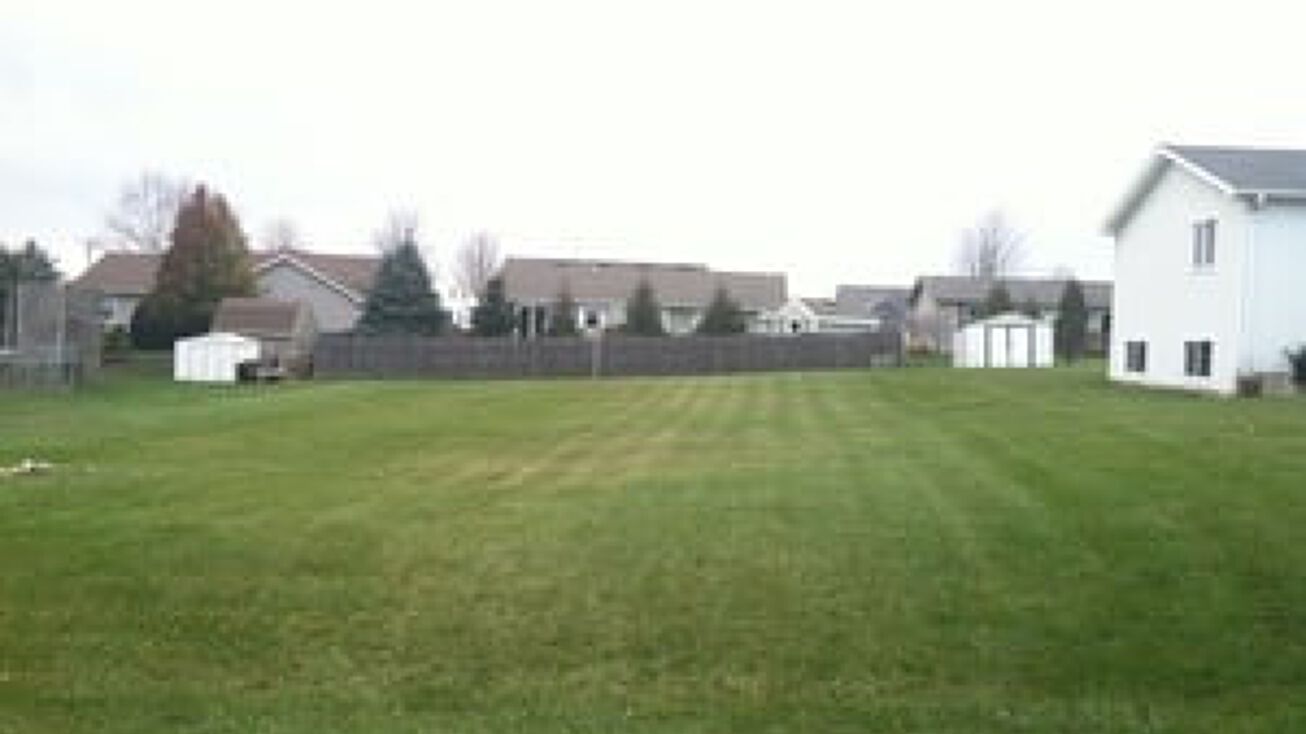 10111 Meadow Lane, Hebron, IL 60034