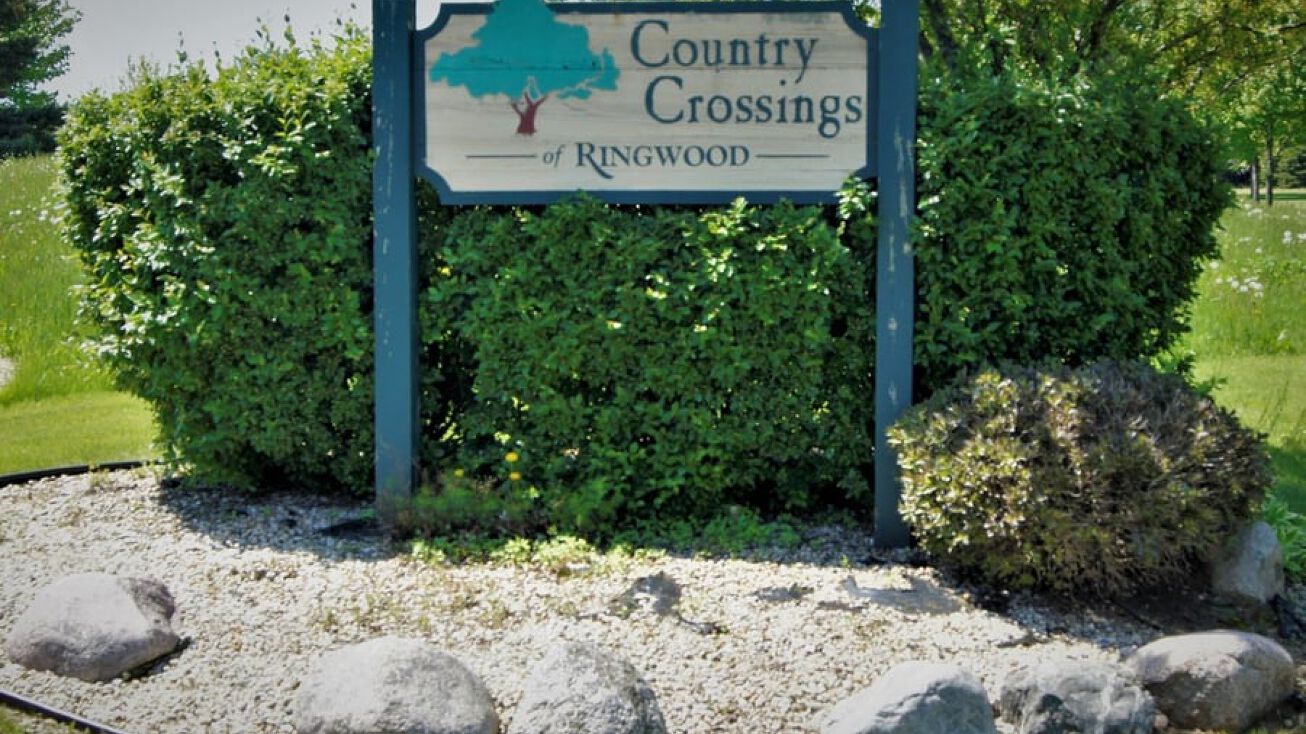 4914 Patty Ln, Ringwood, IL 60072