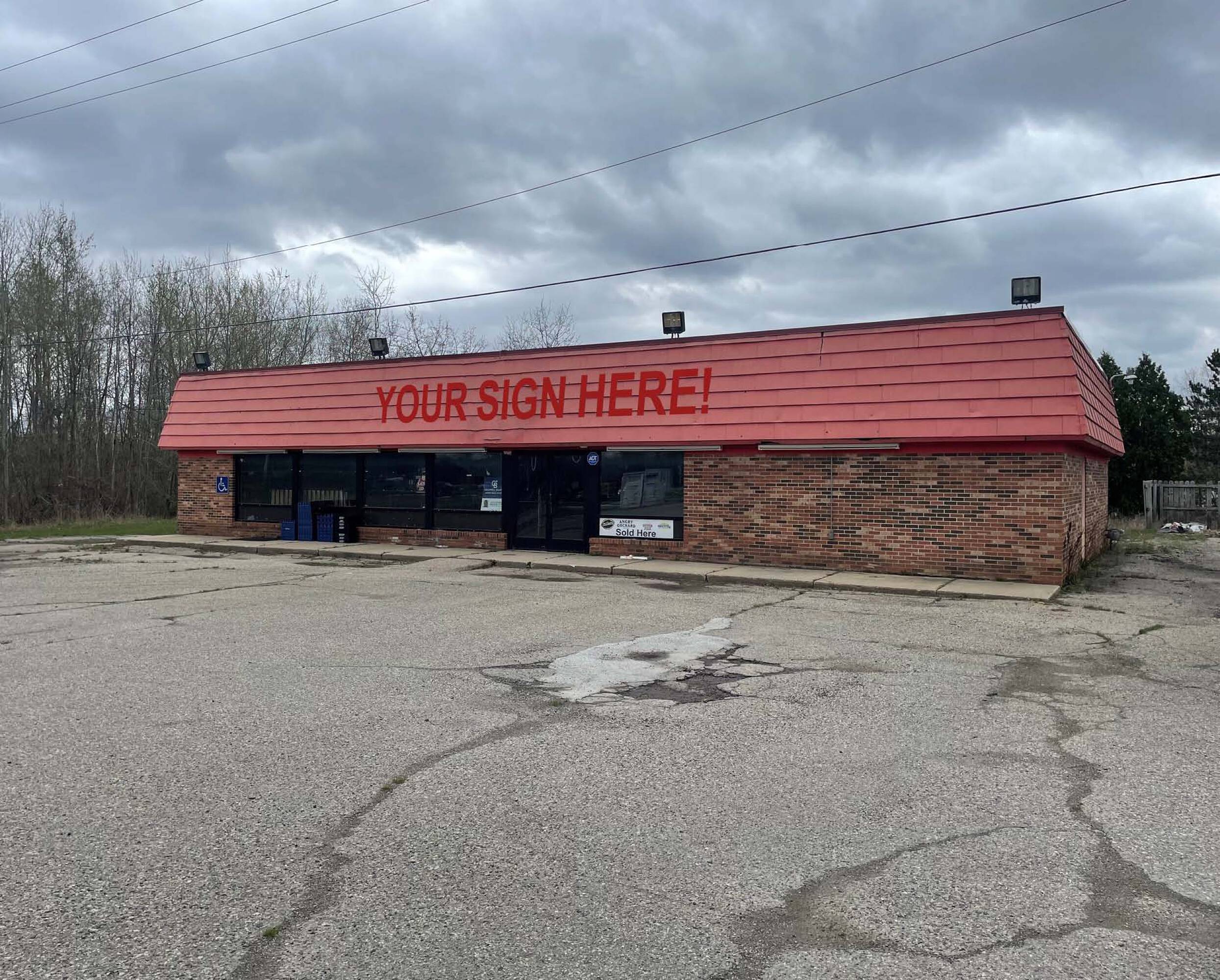 10775 Dixie Hwy, Davisburg, MI 48350