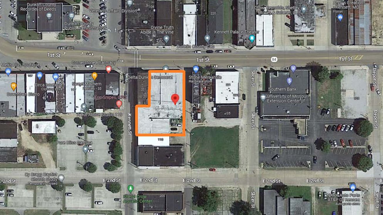 203 1st St, MO 63857