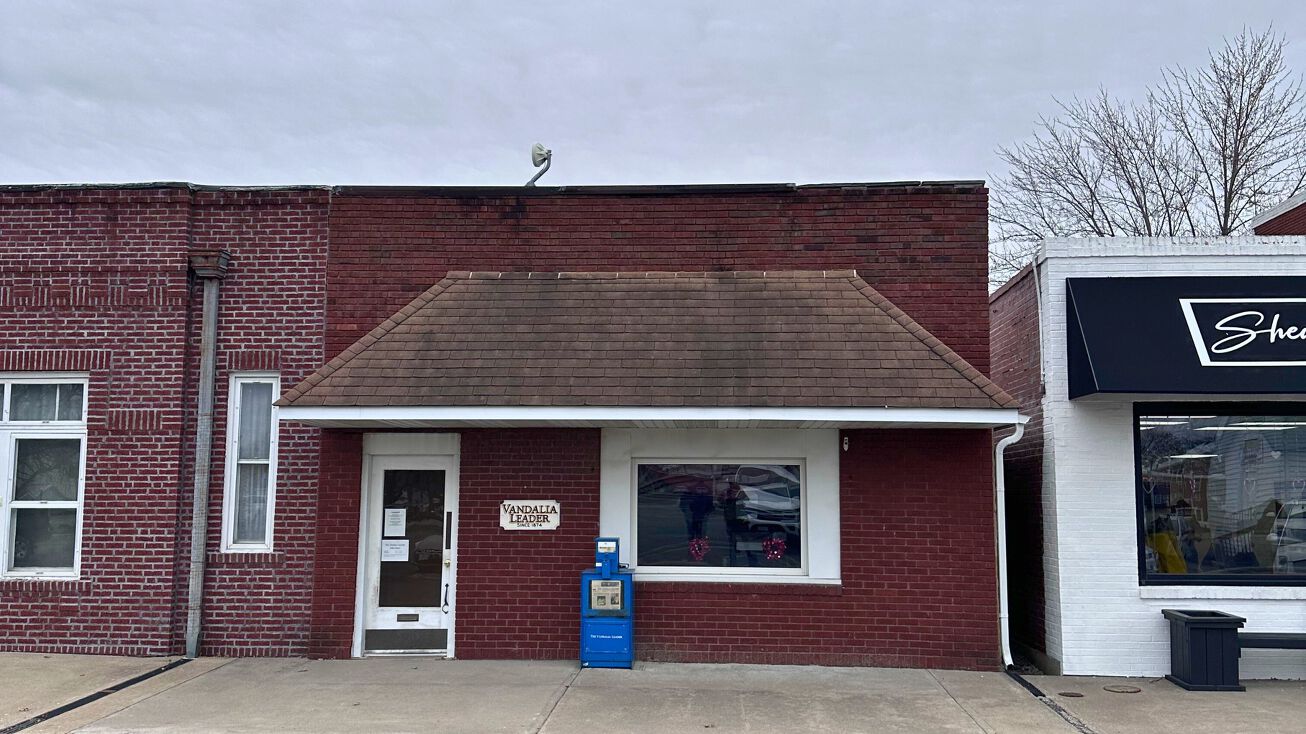 108 W State St, Vandalia, MO 63382